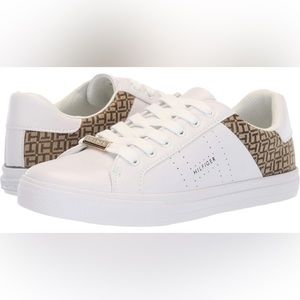 Tommy Hilfiger Lorio Sneakers - Size 7.5 - G54-1